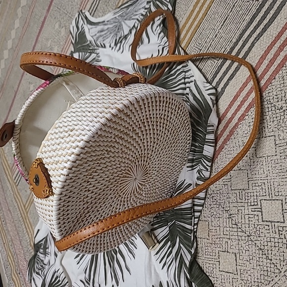 cocoNUTS bundle, rattan purse and accessories - Picture 6 of 9